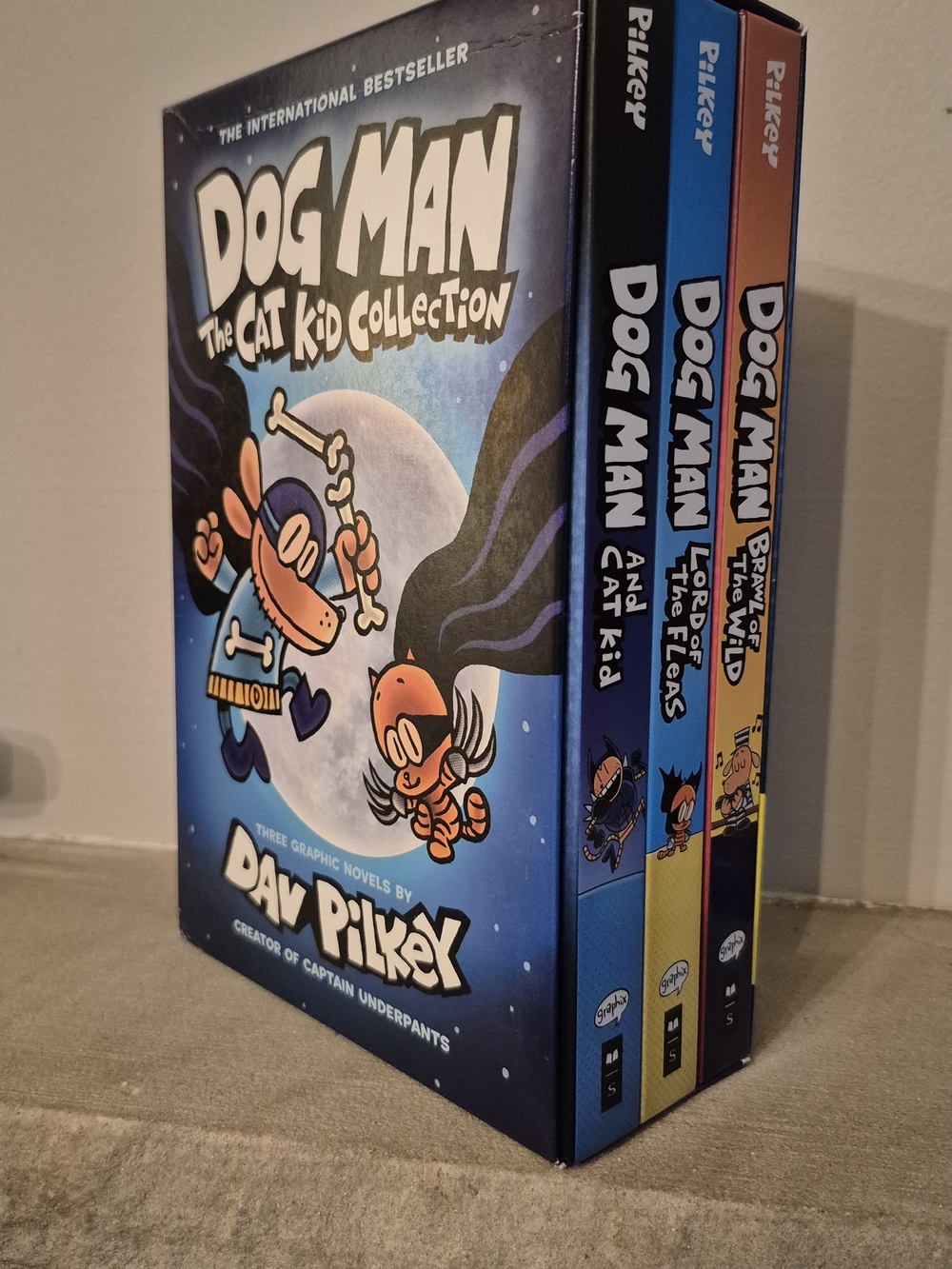 Dog Man: The Cat Kid Collection Box Set by Dav Pilkey - Blue